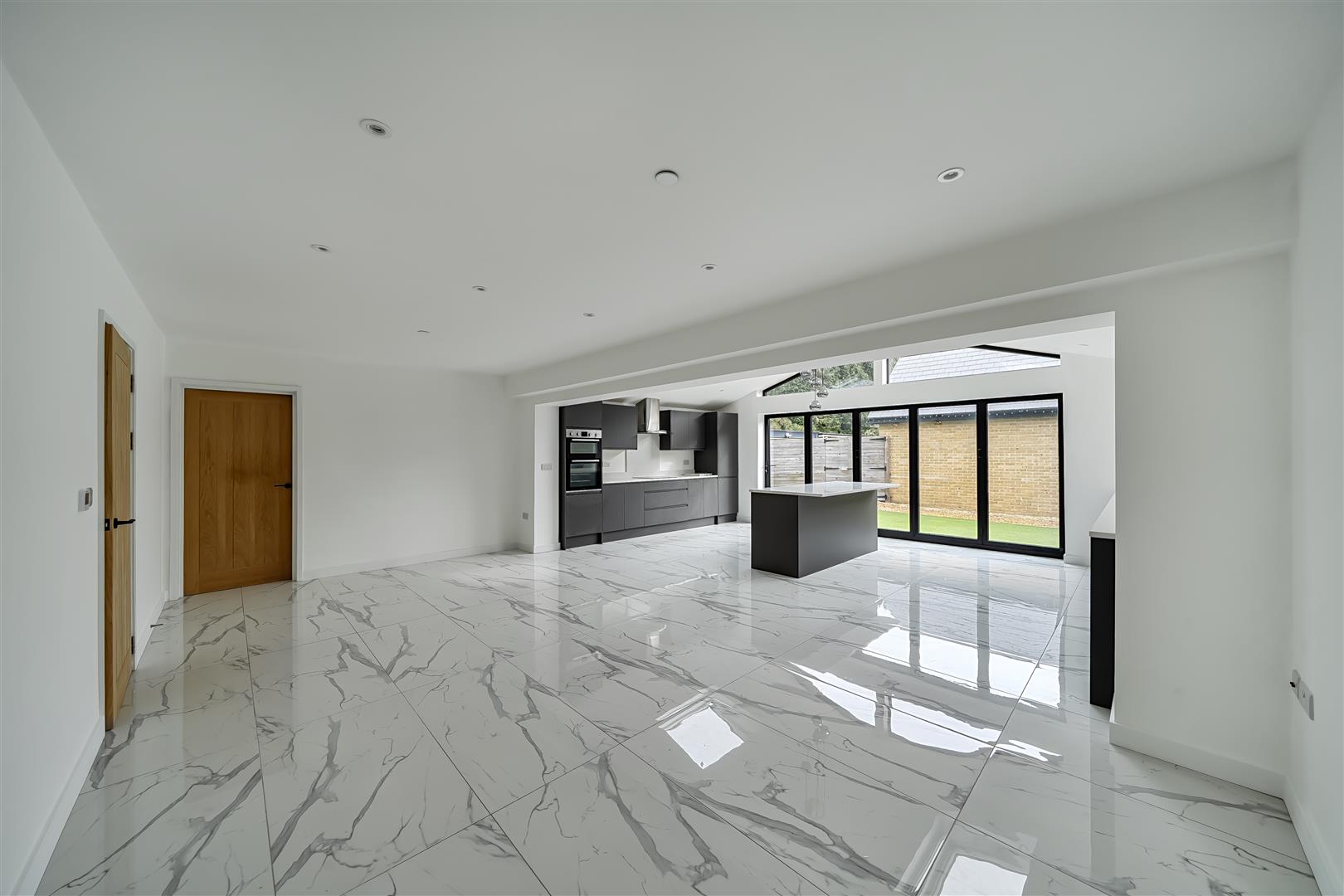 Westfield Road, Waunarlwydd, Swansea, SA5 4SJ